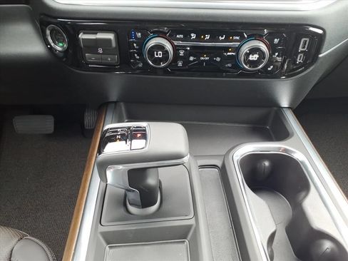 New 2026 Chevrolet Silverado 1500 High Country w/ Technology Package RWD image 21