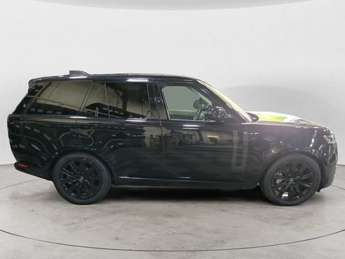 Used 2023 Land Rover Range Rover SE AWD/4WD image 6