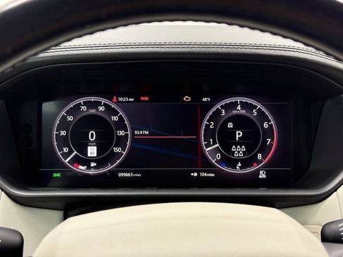 Used 2020 Land Rover Discovery HSE Luxury image 15