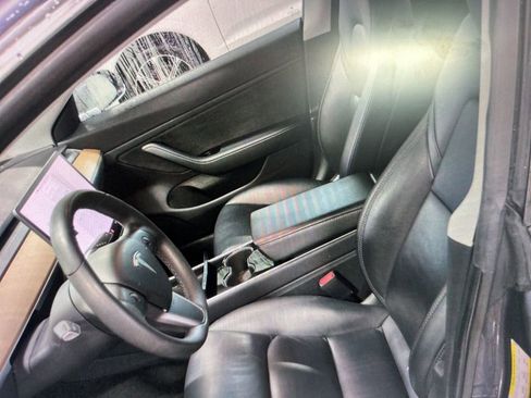 Used 2020 Tesla Model 3 Long Range image 6