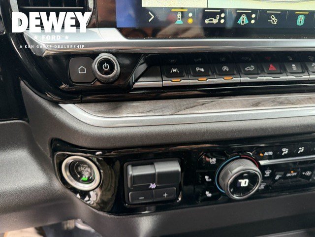 Used 2022 Chevrolet Silverado 1500 LTZ AWD/4WD image 22