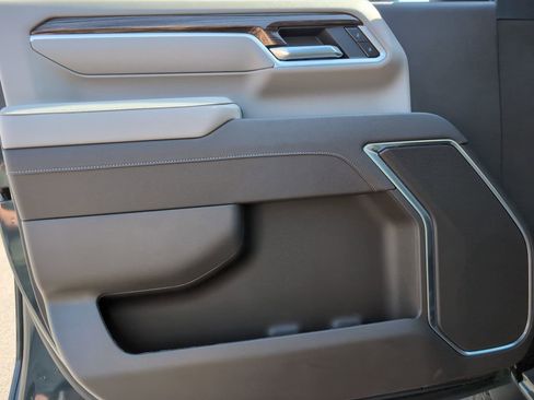 New 2026 Chevrolet Silverado 3500 LT image 11