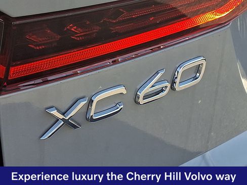 New 2026 Volvo XC60 B5 Ultra w/ Protection Package Premier AWD/4WD image 17