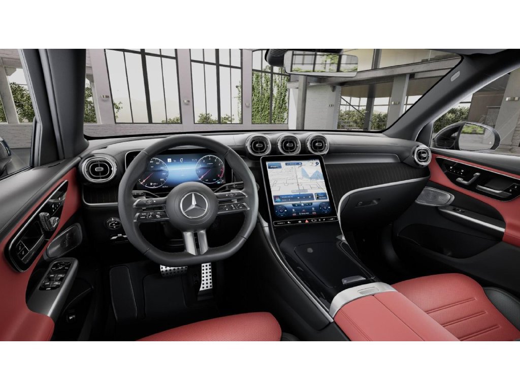 Used 2026 Mercedes-Benz GLC 300 4MATIC image 3
