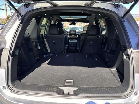 Certified 2025 Honda Pilot TrailSport image 7