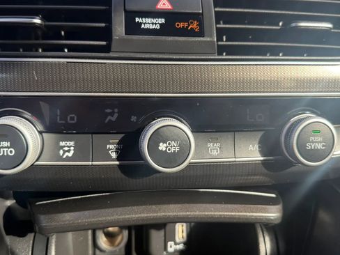 Used 2019 Honda Accord Sport image 18