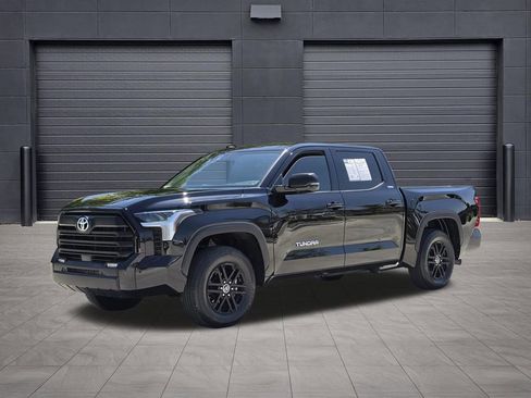 Used 2023 Toyota Tundra SR5 w/ SR5 Premium Package AWD/4WD image 1