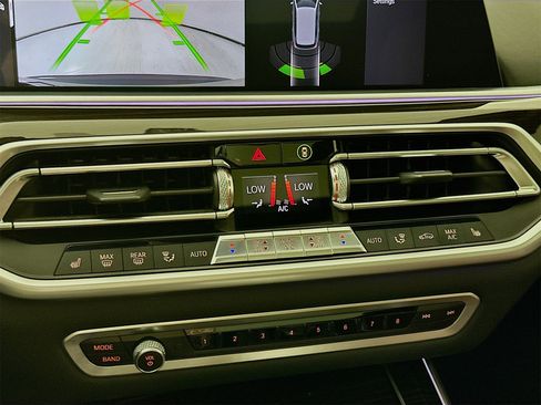 Used 2019 BMW X5 xDrive40i w/ Convenience Package image 17