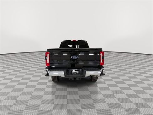 Used 2024 Ford F250 Lariat w/ Chrome Package image 9