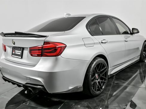 Used 2018 BMW 320i xDrive Sedan image 11