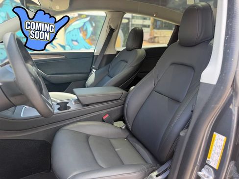 Used 2023 Tesla Model Y Long Range AWD/4WD image 12