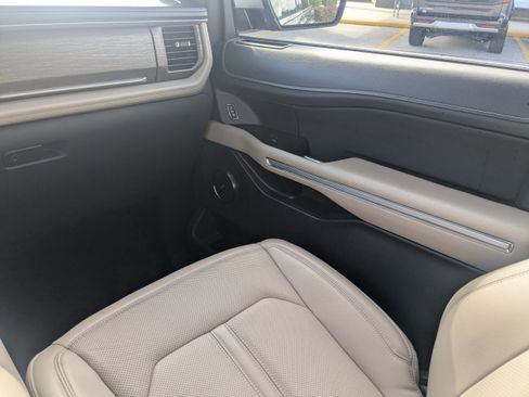 Certified 2024 Ford Expedition Max Limited image 21