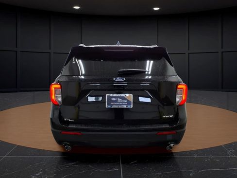 Certified 2023 Ford Explorer ST-Line AWD/4WD image 5