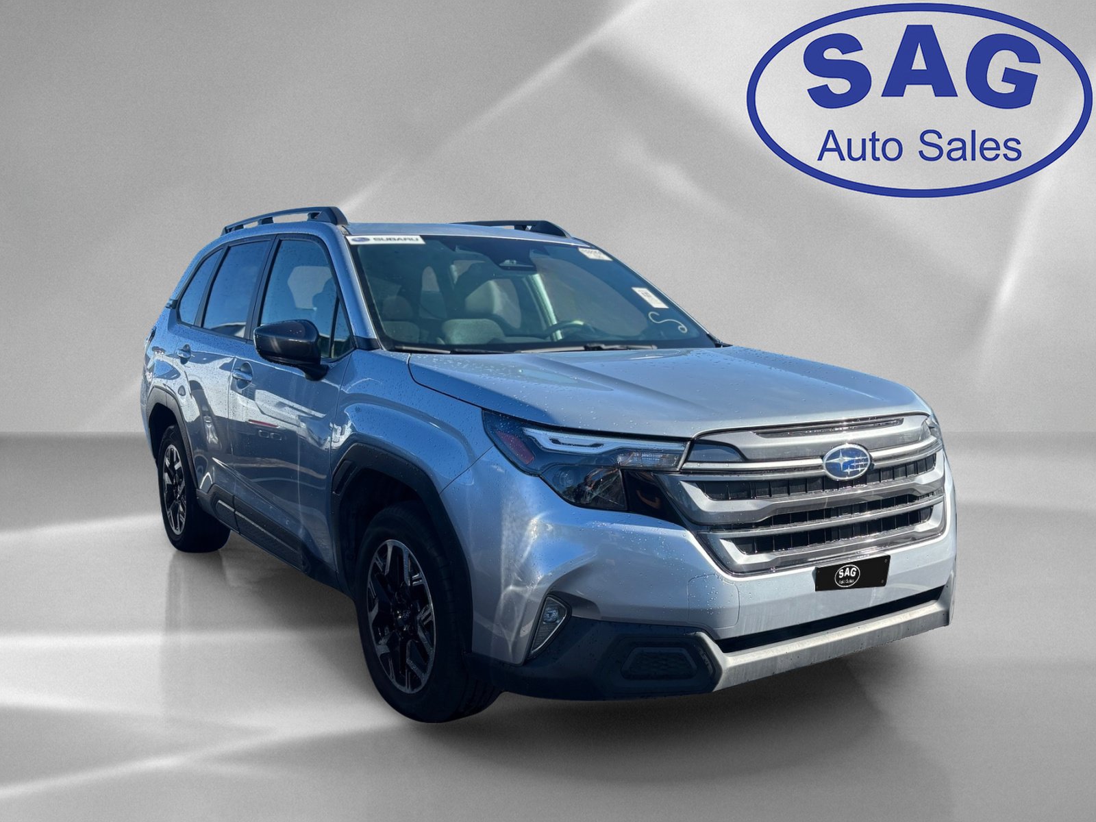 Used 2025 Subaru Forester Premium AWD/4WD image 2