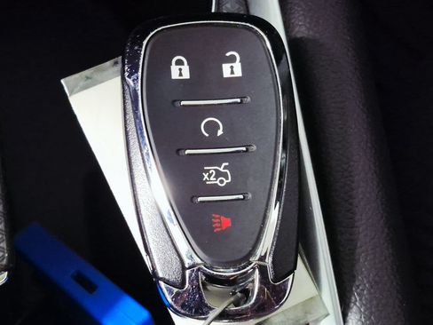 Used 2016 Chevrolet Malibu LT w/ Leather Package FWD image 27