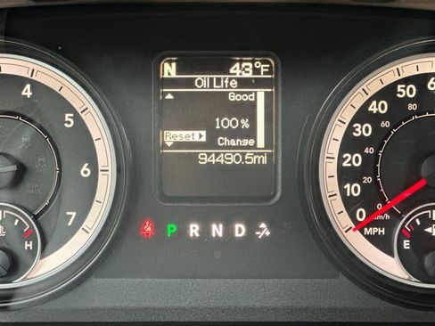 Used 2015 RAM 1500 Express image 23