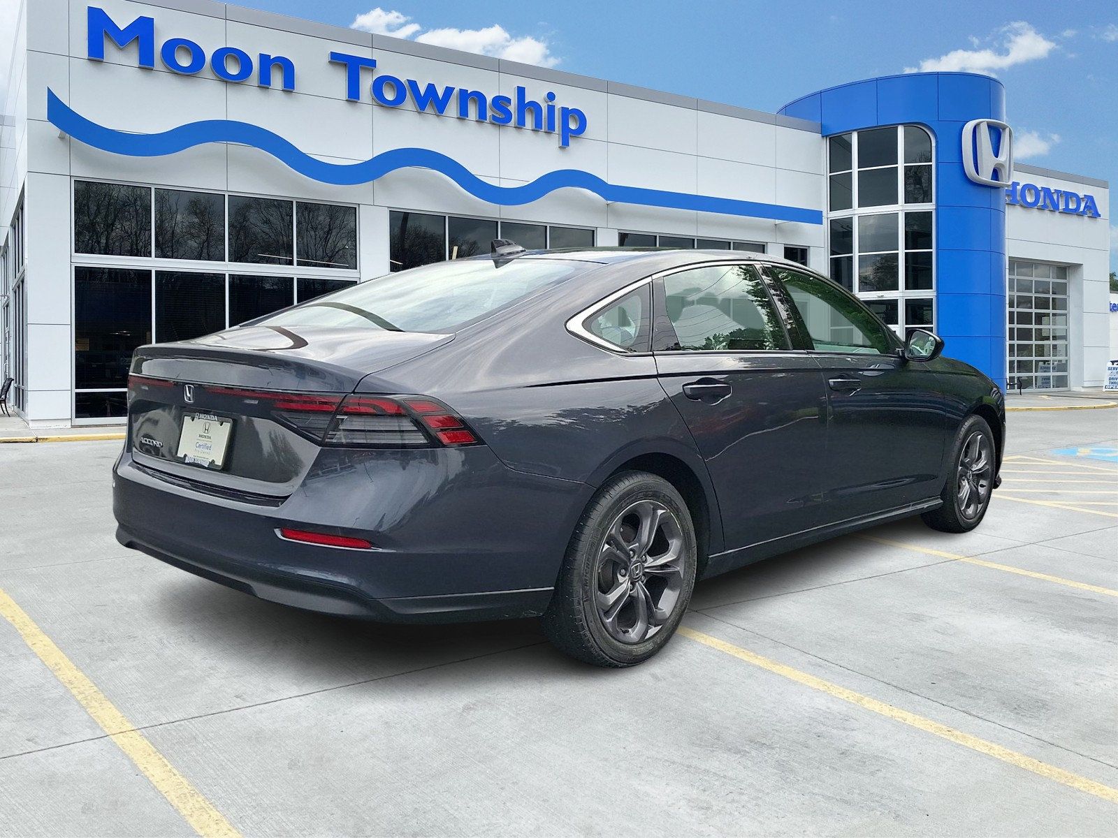 Certified 2023 Honda Accord EX image 6