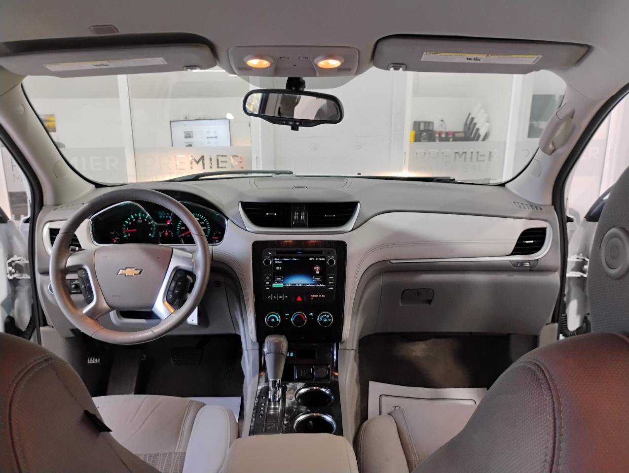 Used 2017 Chevrolet Traverse LT FWD image 70