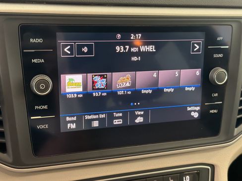 Used 2020 Volkswagen Atlas SE w/ Panoramic Sunroof Package FWD image 19