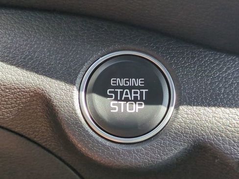 Used 2023 Kia Forte GT-Line image 31