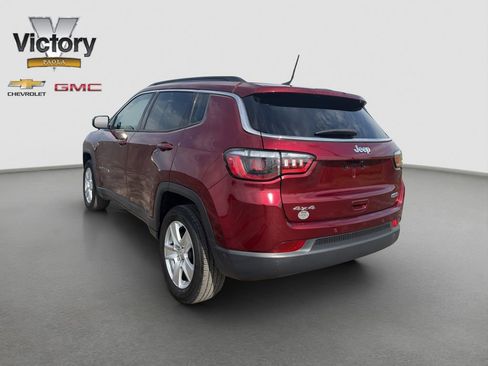 Used 2022 Jeep Compass Latitude w/ Convenience Group AWD/4WD image 4