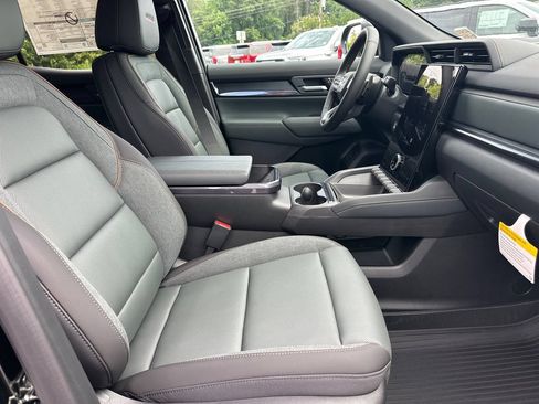 New 2026 GMC Terrain AT4 w/ Convenience Package III AWD/4WD image 14