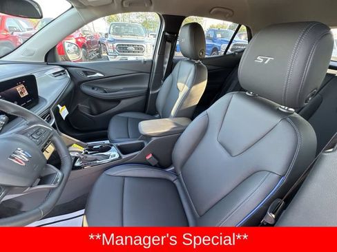 New 2026 Buick Encore GX Sport Touring AWD/4WD image 11