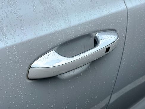 Used 2020 Kia Telluride SX w/ SX Prestige Package image 8