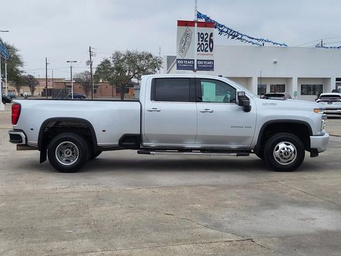 Used 2023 Chevrolet Silverado 3500 High Country image 8