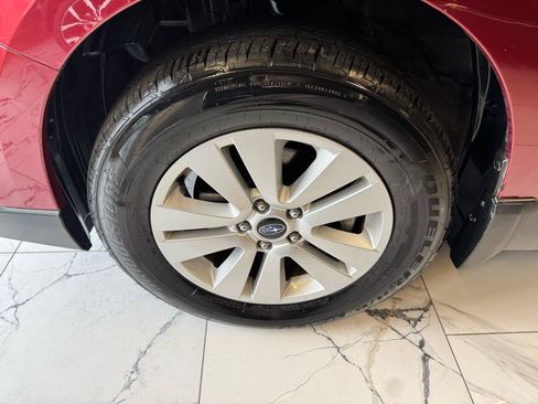 Used 2019 Subaru Outback 2.5i AWD/4WD image 32