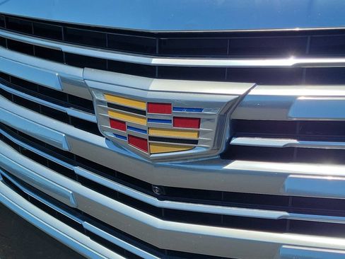 Used 2019 Cadillac Escalade ESV Platinum AWD/4WD image 32