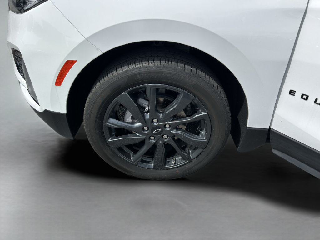 Used 2023 Chevrolet Equinox RS w/ RS Leather Package FWD image 37