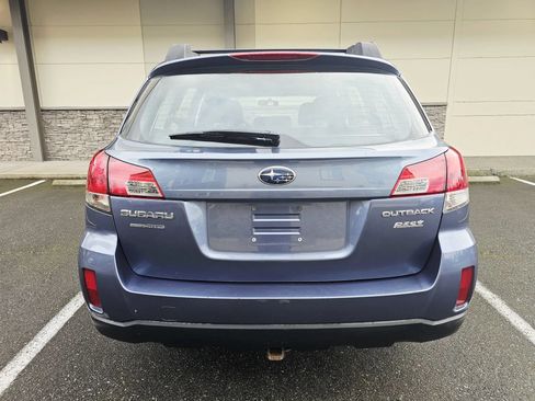 Used 2014 Subaru Outback 2.5i w/ Alloy Wheel Package AWD/4WD image 4