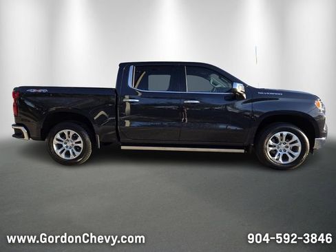 Used 2023 Chevrolet Silverado 1500 LTZ w/ LTZ Convenience Package II AWD/4WD image 7