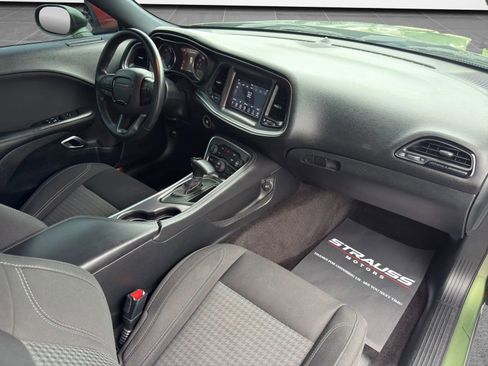 Used 2018 Dodge Challenger SXT RWD image 22