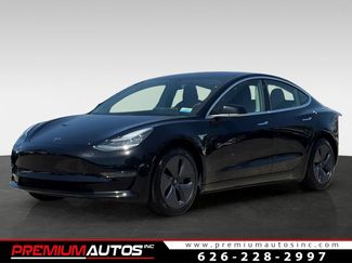 Used 2019 Tesla Model 3 Standard Range Plus image 1