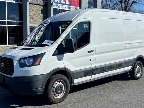 Used 2019 Ford Transit 250 148 Medium Roof RWD image 2
