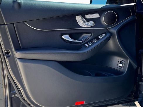Certified 2021 Mercedes-Benz GLC 300 image 19