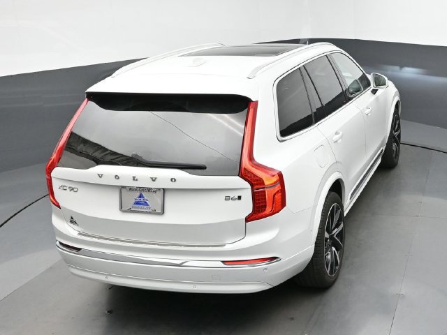 Used 2024 Volvo XC90 B6 Ultimate w/ Protection Package Premier AWD/4WD image 48