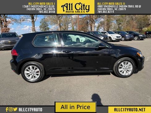 Used 2015 Volkswagen Golf S image 8