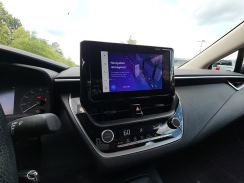 Used 2023 Toyota Corolla LE FWD image 23
