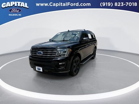 Certified 2020 Ford Expedition XLT w/ Equipment Group 202A AWD/4WD image 4