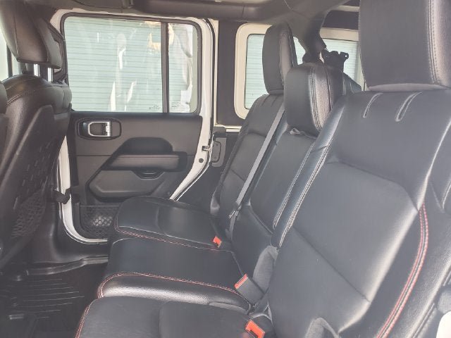 Used 2020 Jeep Wrangler Unlimited Rubicon w/ Dual Top Group AWD/4WD image 28