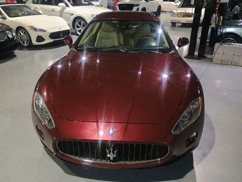 Used 2011 Maserati GranTurismo S image 10