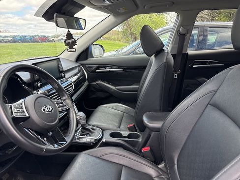 Used 2021 Kia Seltos EX AWD/4WD image 9