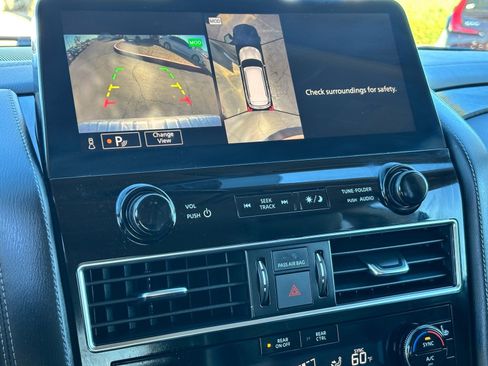 Used 2022 INFINITI QX80 Luxe image 25