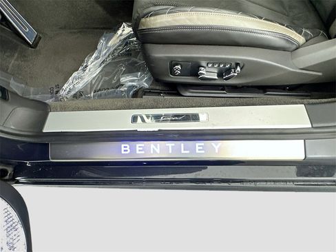 Used 2022 Bentley Continental GT Speed image 28