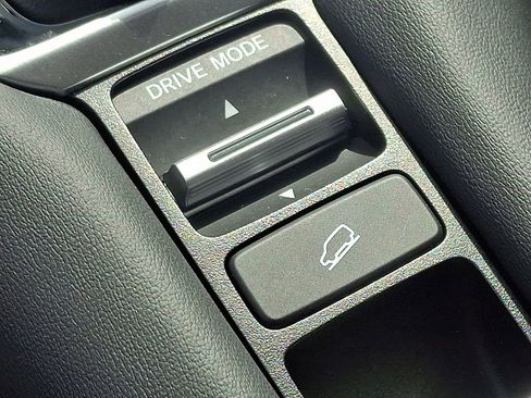 Used 2026 Honda HR-V EX-L image 26