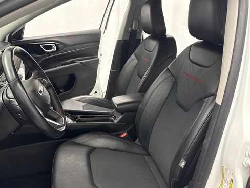Used 2022 Jeep Compass Trailhawk w/ Sun and Sound Group AWD/4WD image 8