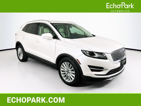 Used 2019 Lincoln MKC Premiere FWD image 1